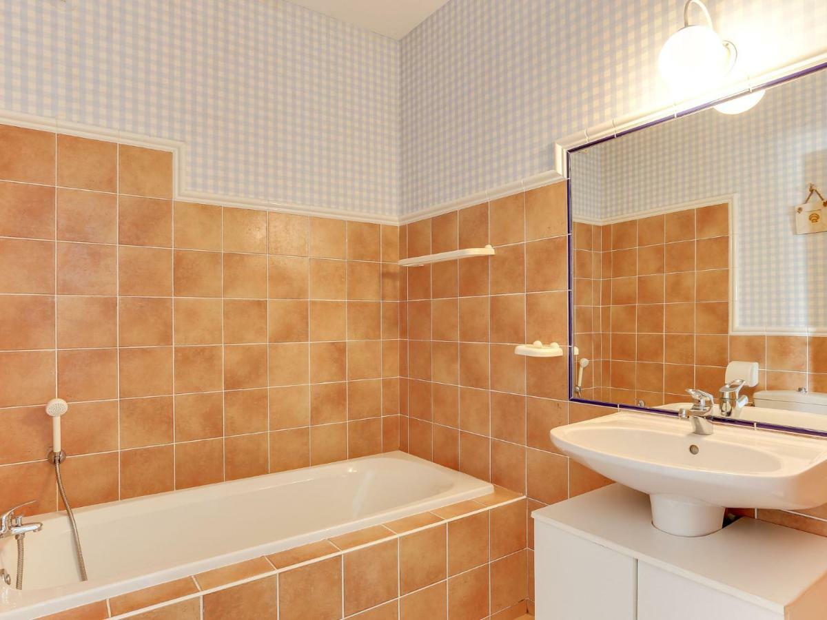 Holiday Home Les Pinasses By Interhome มีมีซ็อง-ปลาจ ภายนอก รูปภาพ